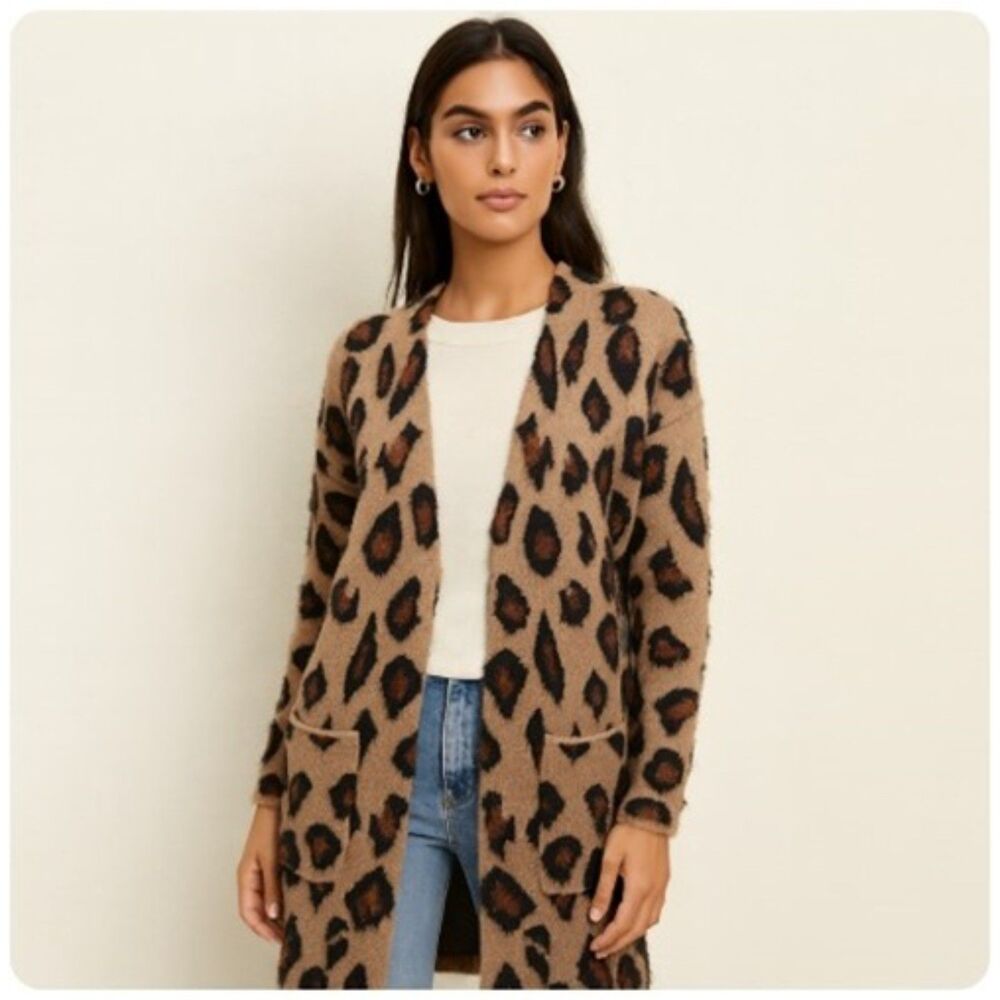 MK Metric Knits Cardigan Leopard Animal Print Fuzzy Ultra Soft Sweater Size L